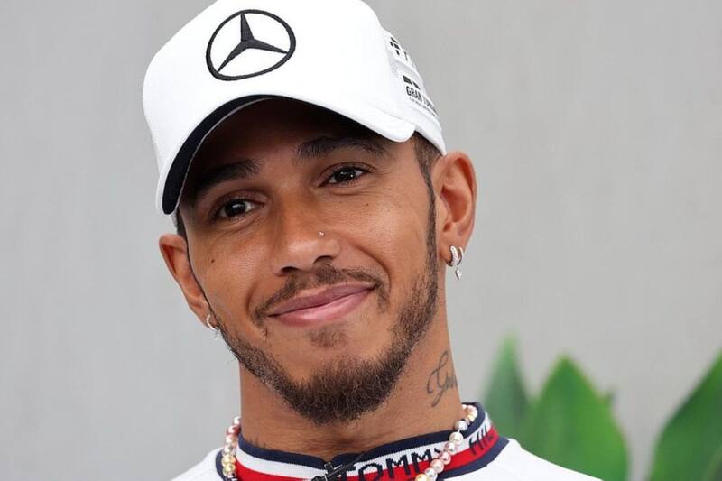 Lewis Hamilton presume el amor de su vida