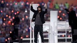Super Bowl 2022: ¿Qué significa que Eminem se haya arrodillado durante el Half Time?