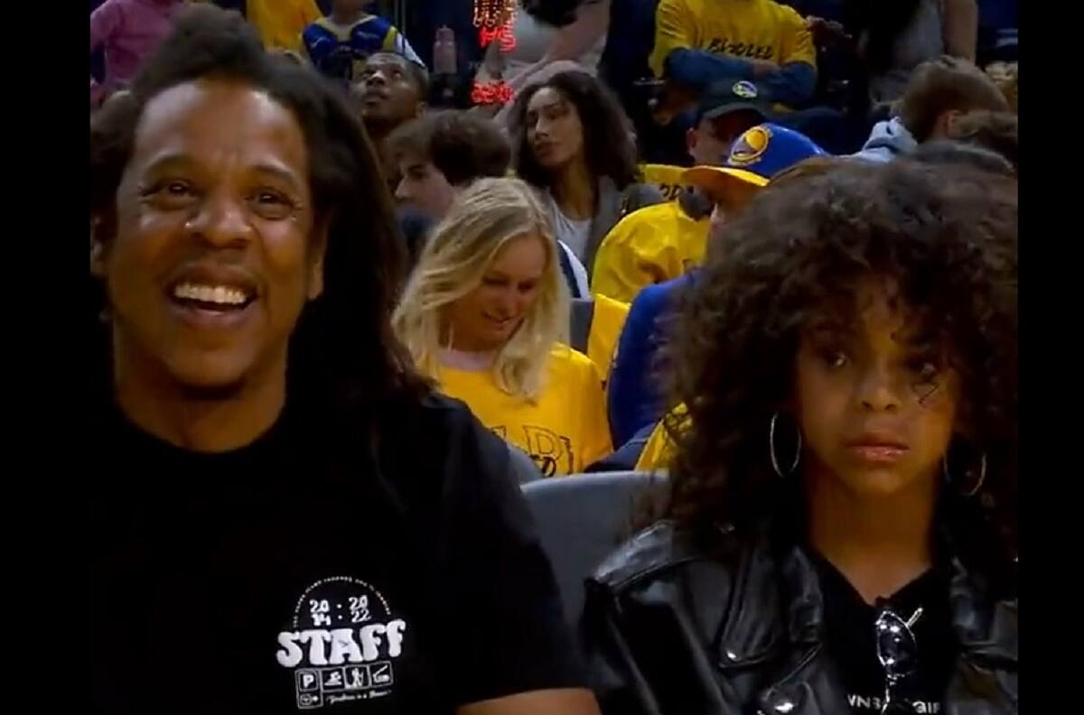 Blue Ivy sorprende con su parecido a Beyoncé al ser "avergonzada" por Jay Z en la final de la NBA