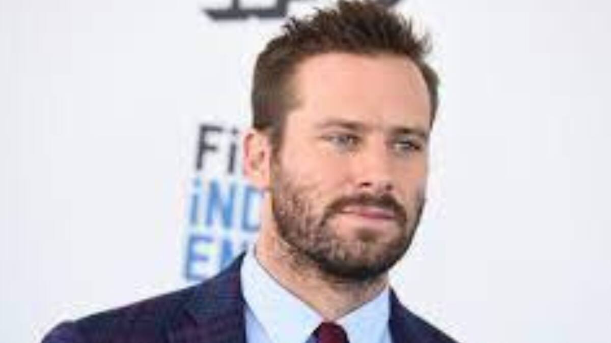 Armie Hammer confesó que a los 13 años sufrió abuso por un pastor