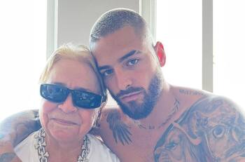 Maluma presume orgulloso a sus divertidos abuelos
