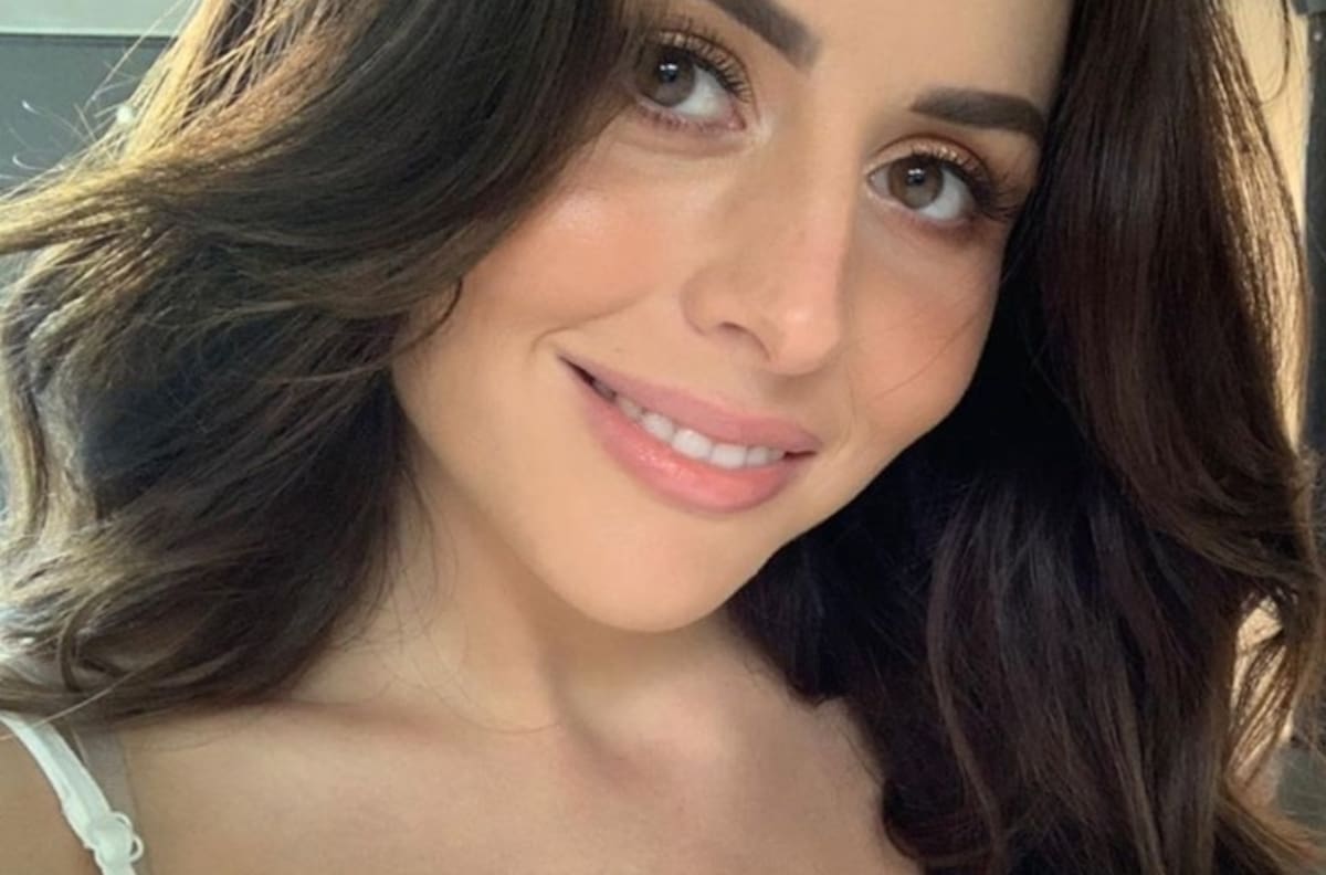 Zuria Vega incendia las redes con lencería muy sensual