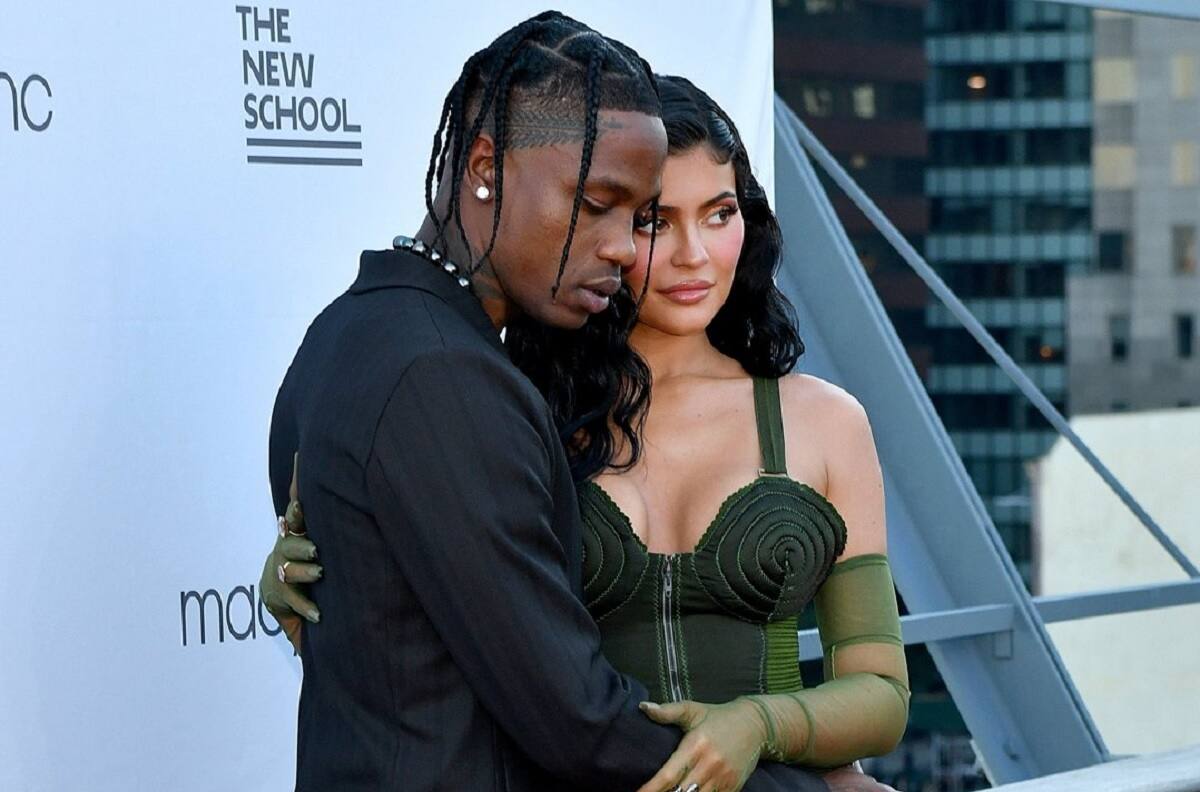 Travis Scott se sube por primera vez al escenario desde la tragedia de "Astroworld"