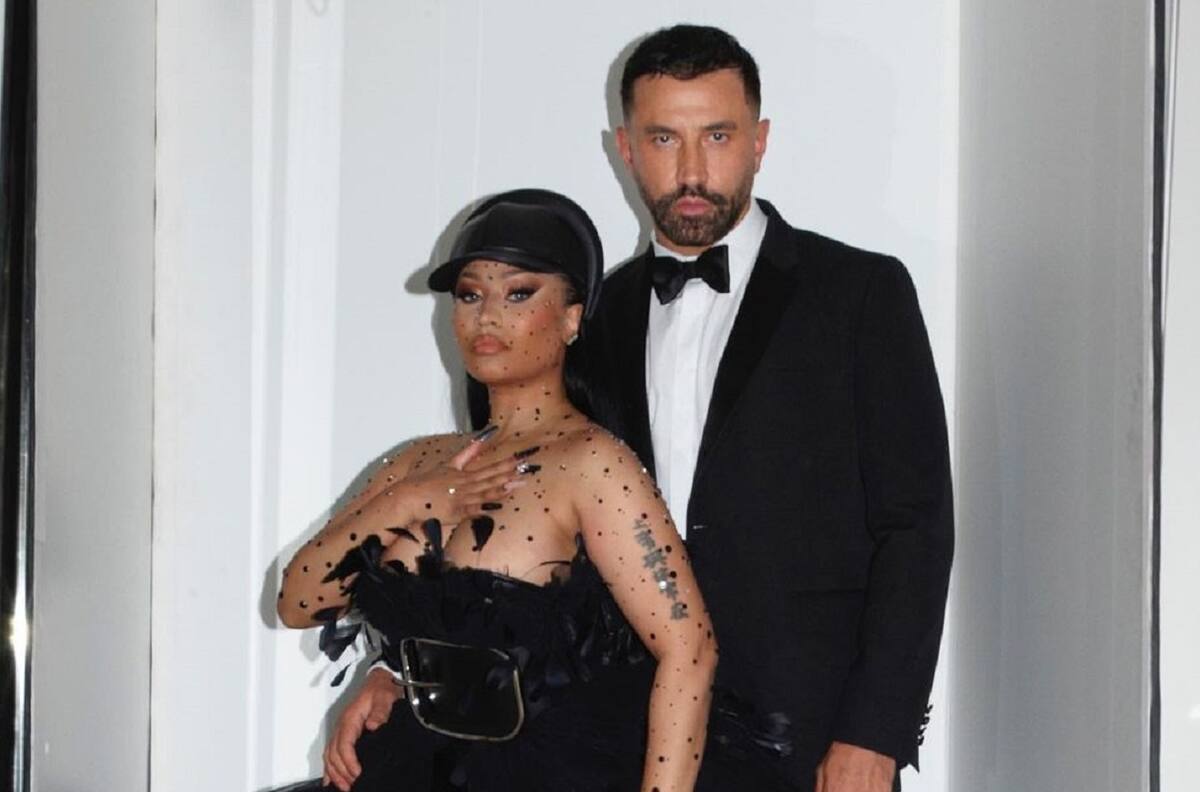 Nicki Minaj luchó para no mostrar de más y encaró a periodista en la MET Gala