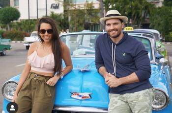 Julián Gil entrega a su hija en el altar y cumple el sueño de su vida