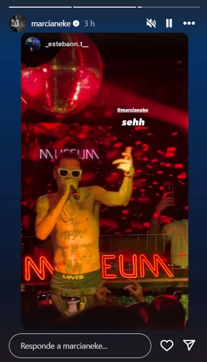 Captura del último show dado por el cantante, justo momentos después de su fractura.