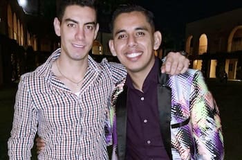 Jhonny Caz de Grupo Firme y su novio Jonathan Bencomo presumen su amor en romántico viaje