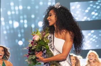 Ex Miss USA, Cheslie Kryst, fallece trágicamente tras caer de edificio