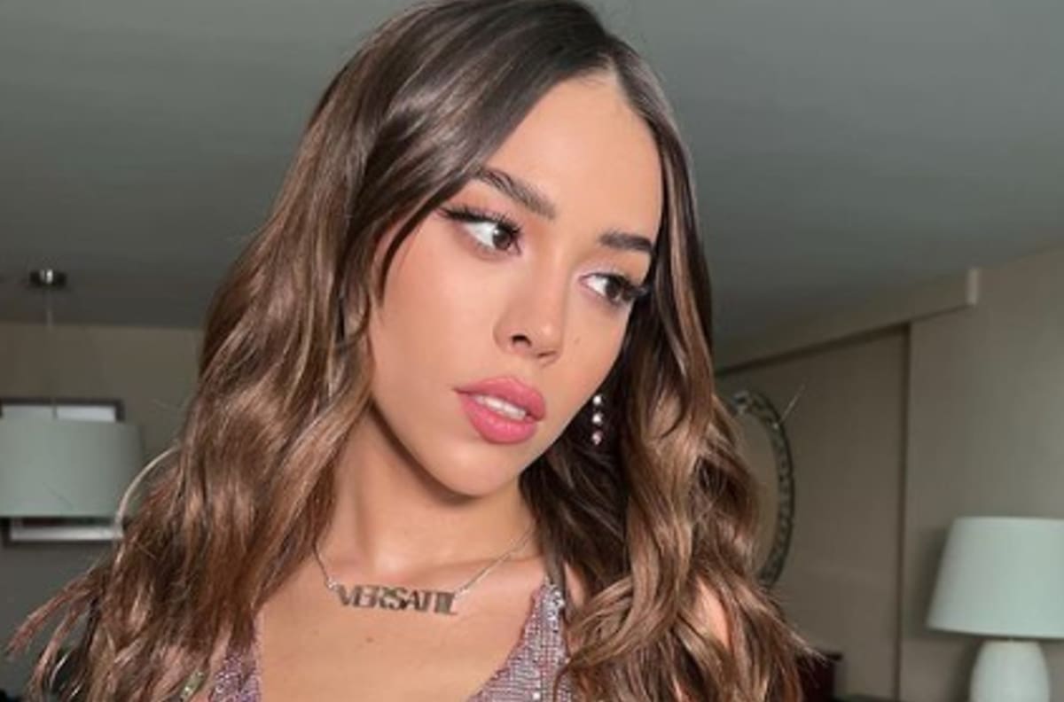 Corsé: El truco de Danna Paola para definir su cintura