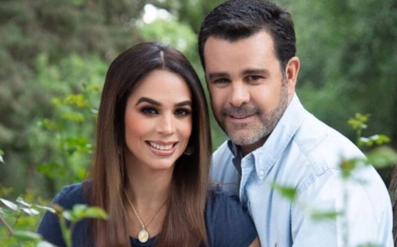 Biby Gaytán y Eduardo Capetillo La actriz apareció sin una gota de maquillaje - Créditos: Instagram: @capetillo_eduardo