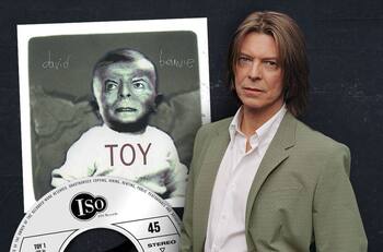 Una total sorpresa: Anuncian lanzamiento oficial de disco inédito de David Bowie, "Toy"