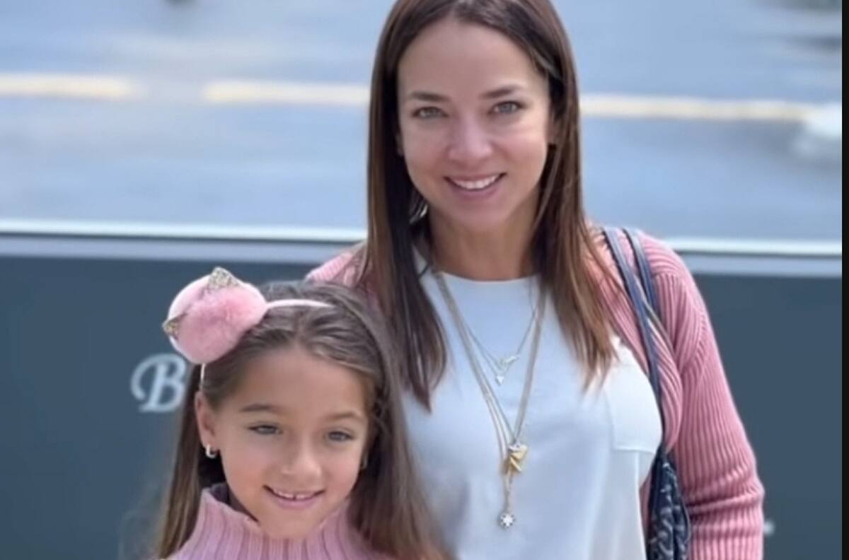 Así celebraron Adamari López y Alaïa la Pascua