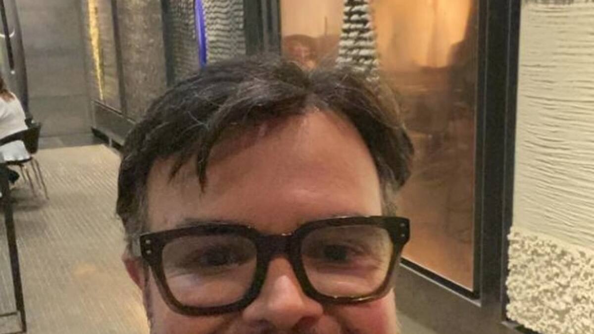 Aleks Syntek busca pleito con J Balvin y Christian Nodal, ¡arremete en su contra!