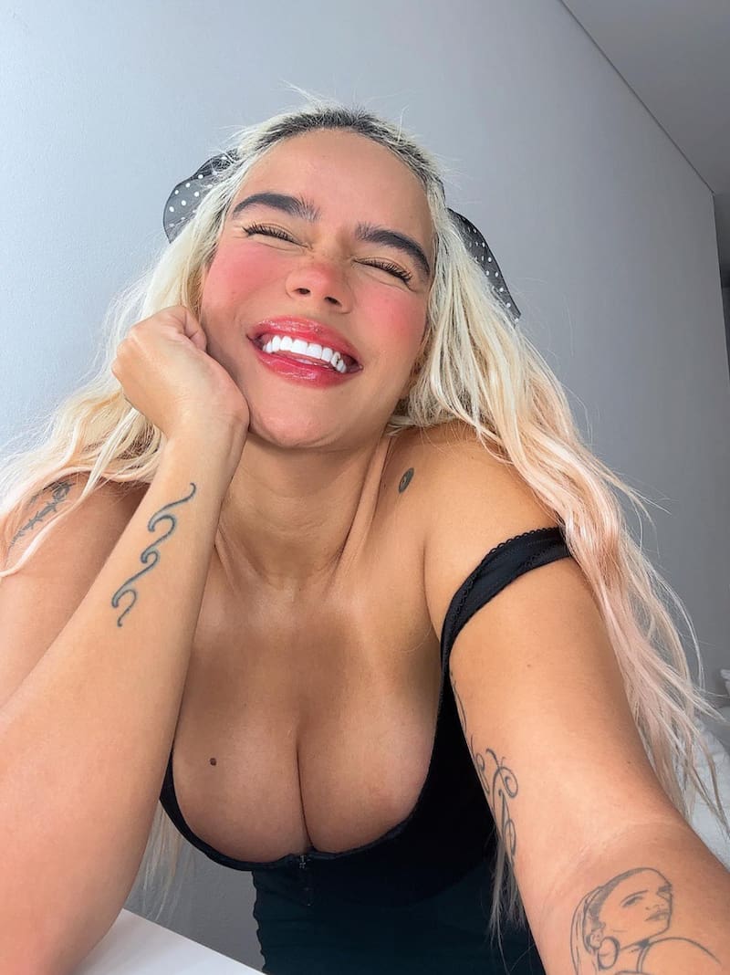 Karol G deseó un feliz año 2024 a sus más de 67,5 millones de seguidores en Instagram. Foto: Instagram Karol G.