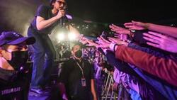 León Larregui, integrante de Zoé, lamenta el fallecimiento de sus dos fanáticas