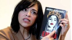 ¿Anabel Hernández adaptaría "Emma y las otras señoras del narco" en una serie?