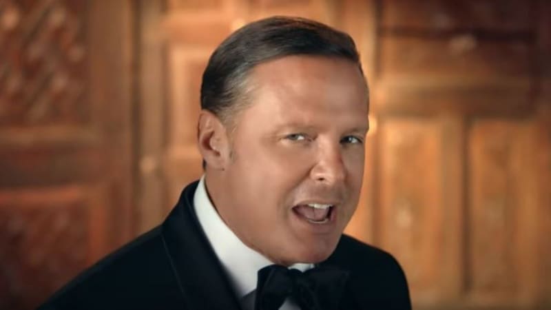 Luis Miguel También pone sus canciones en la fiesta - Créditos: Especial