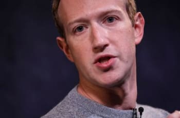 Mark Zuckerberg le da la bienvenida a su tercera hija por medio de una tierna fotografía