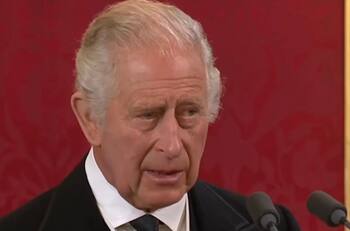 El rey Carlos III vive tenso momento a semanas de su coronación por desobediencia de su familia