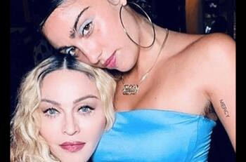 Hija de Madonna impresiona modelando en el Paris Fashion Week ¡es idéntica a su mamá!