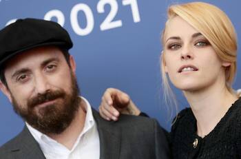 El chileno Pablo Larraín se alza como uno de los directores favoritos en Venecia