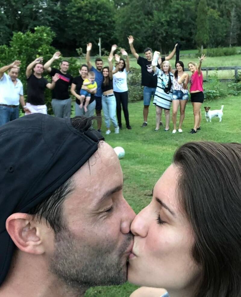 La postal con la que Luciano Pereyra anunció su relación con María Julia Rezzutto.