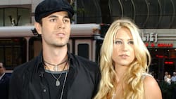 Anna Kournikova hace una inesperada aparición en el concierto de Enrique Iglesias y Ricky Martin
