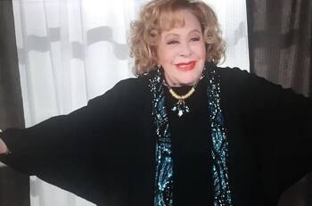 Silvia Pinal tiene un nuevo amor y la visita en su casa