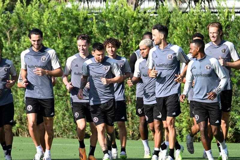 Lionel Messi y Sergio Busquets podrían debutar este viernes ante Cruz Azul