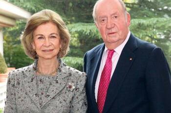 El lenguaje corporal de la reina Sofía y Juan Carlos I durante la boda real de Jordania