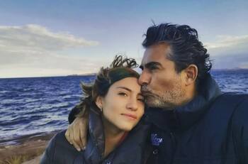 Raúl Araiza rompe el silencio y dice qué opina sobre la relación de su hija con otra mujer
