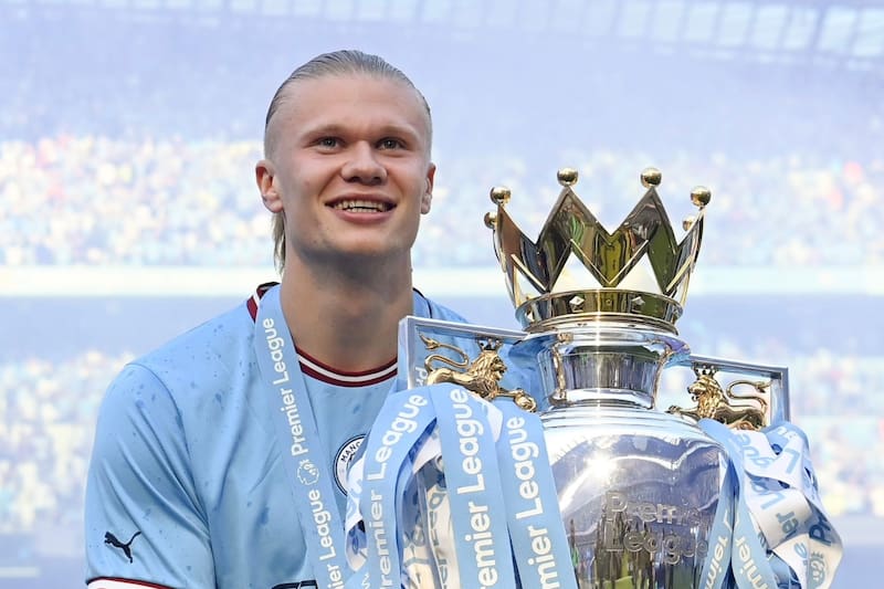 El delantero noruego se convirtió en el máximo goleador en una temporada en la historia de la Premier League con 36 goles