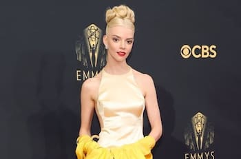 Anya Taylor-Joy: Así fueron todos sus looks en el fin de semana de los Emmy