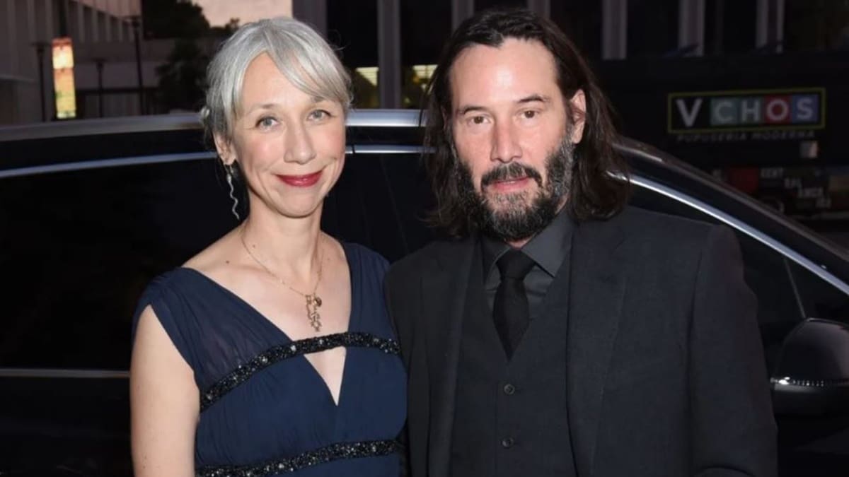 Keanu Reeves deja la soltería para comprometerse con su novia Alexandra Grant