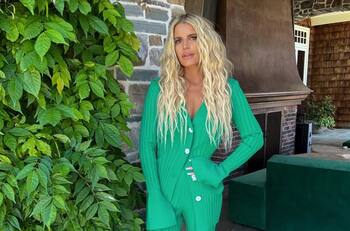 Jessica Simpson presume que todavía le queda la misma ropa que hace 19 años