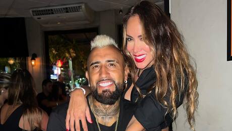 FOTOS | Así fue la majestuosa fiesta de Año Nuevo de Arturo Vidal con Sonia Isaza