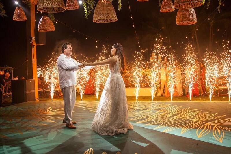 América Guinart en su primer baile como esposa de Álvaro Favier