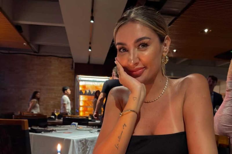 Había regresado con un antiguo amor. Foto: @Cmiandrade en Instagram