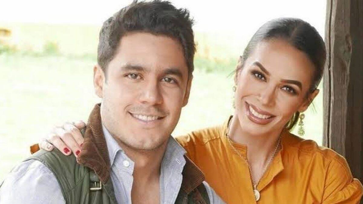 Biby Gaytán se lleva tremendo susto al ver conducir a su hijo Eduardo Jr. su moto: "¡Qué bruto!"