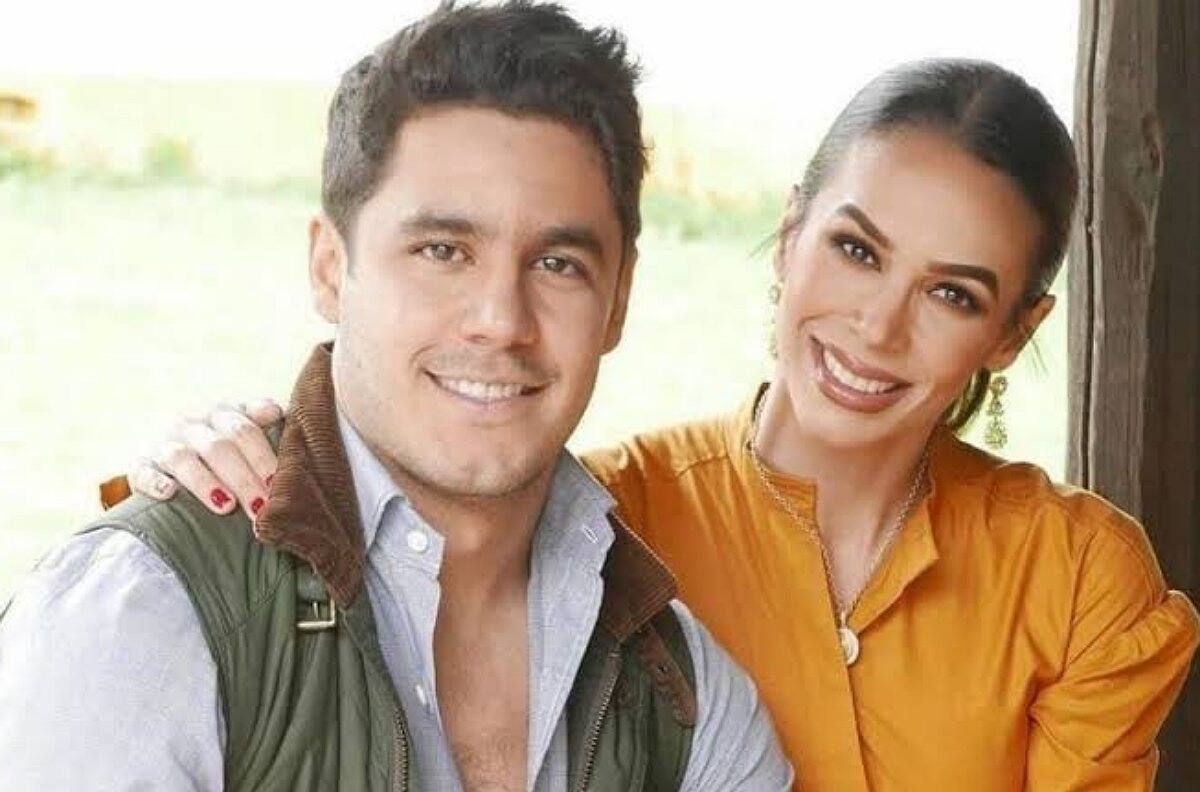 Biby Gaytán se lleva tremendo susto al ver conducir a su hijo Eduardo Jr. su moto: "¡Qué bruto!"