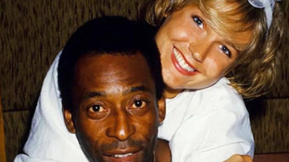 Xuxa lamenta la muerte de Pelé y envía un mensaje a su familia