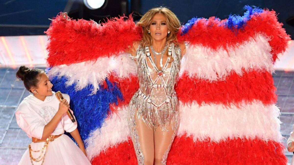 Jennifer Lopez le dio está valiosa lección a Emme al cantar juntas en el Superbowl
