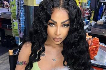 Yailin La Más Viral sufre accidente con pirotecnia en pleno concierto