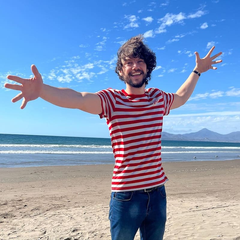 Chris Fetterman, Gringo Mode On, es un comediante estadounidense radicado en Chile.