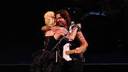 “Lo invité hoy, pero...”: Mon Laferte explica por qué Juanes no cantó “Amárrame” con ella en Viña 2026