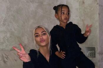 Kim Kardashian enterneció las redes sociales con foto de las más pequeñitas del clan Kardashian