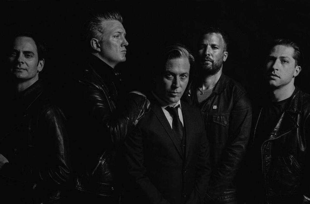 Denuncias de los hijos de Josh Homme, líder de Queens of the Stone Age, por violencia fueron desestimadas