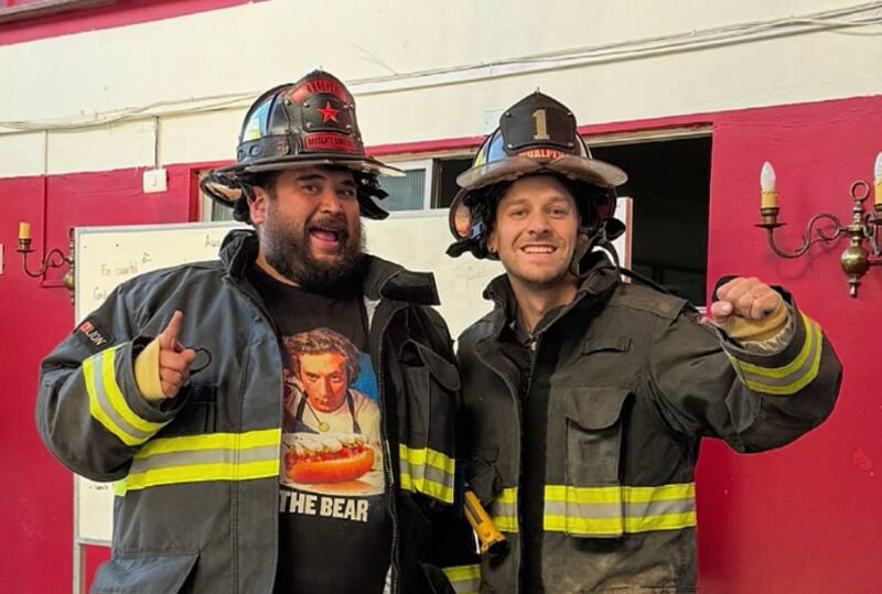 El influencer culinario ha estado ayudando en las zonas afectadas por incendios.