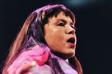 ¡Casi vacía!: Así lució la galería en el show de Bomba Estéreo en Viña 2026