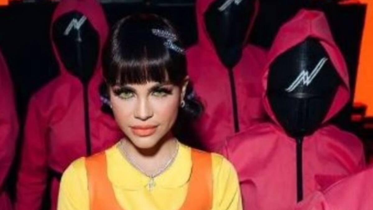 Natti Natasha se disfraza de la muñeca de "El Juego del Calamar" para concierto